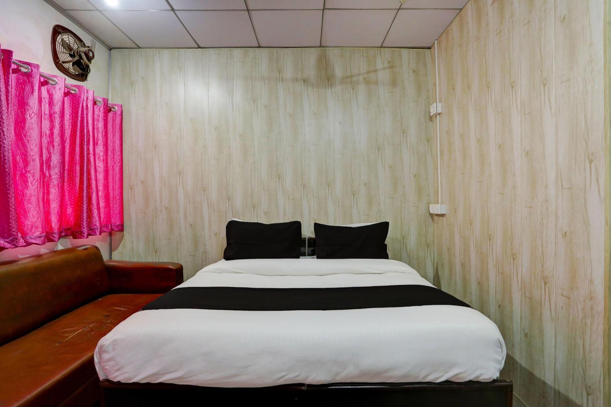 Collection O Harsh Hotel & Restaurant Bhiwadi Exterior foto